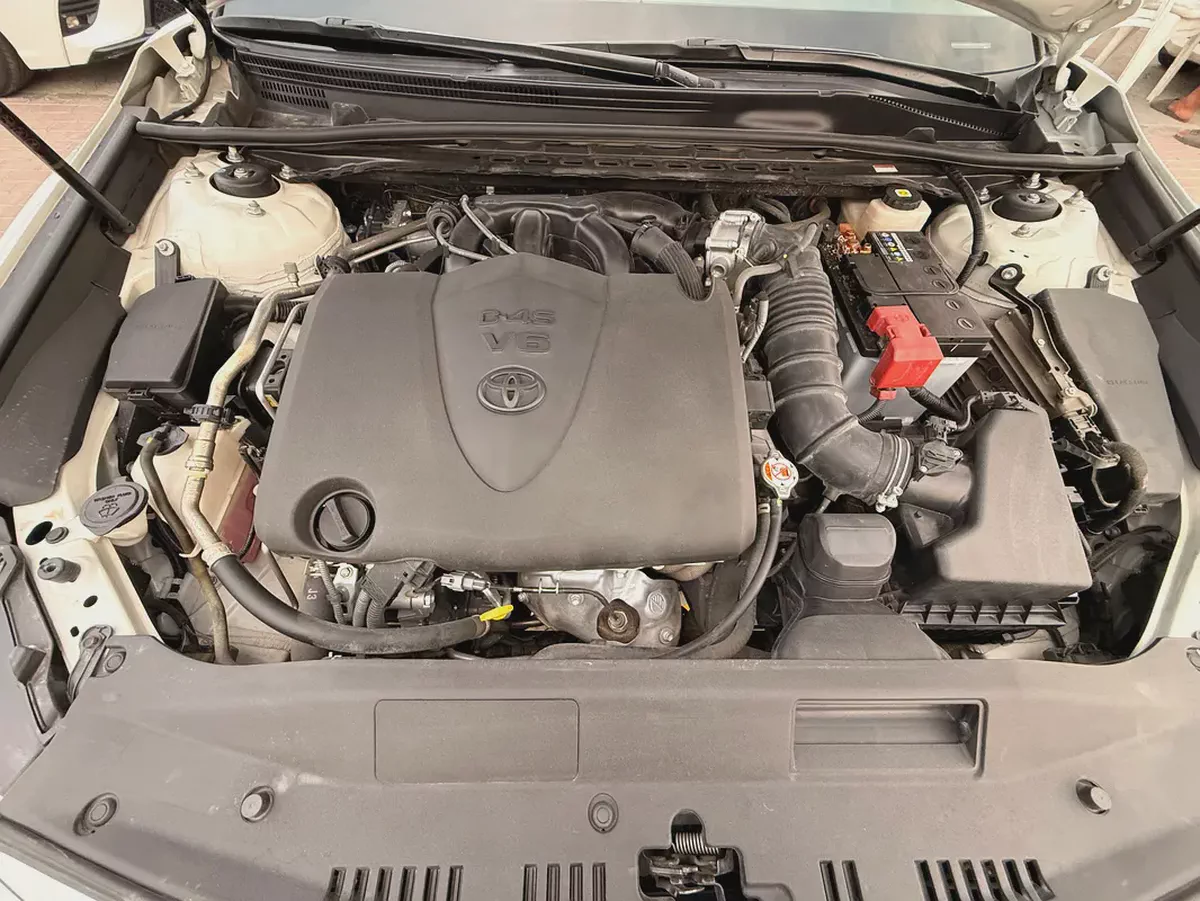 Toyota Camry 2024 40th Anniversary GCC Specs V6-19-19