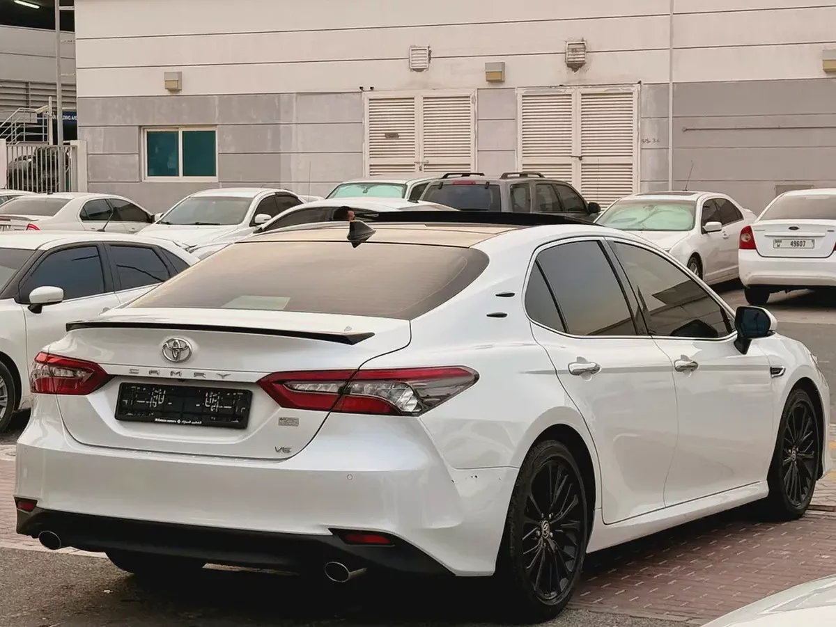 Toyota Camry 2024 40th Anniversary GCC Specs V6-3-3