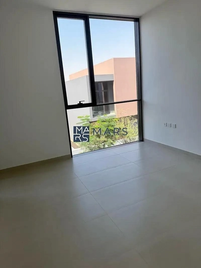 Spacious, Luxury 3 Bedroom Townhouse with Close Kitchen Available For Rent in Masaar, Sharjah.-13
