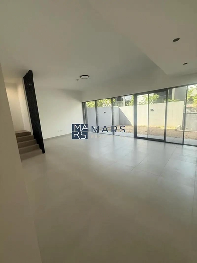 Spacious, Luxury 3 Bedroom Townhouse with Close Kitchen Available For Rent in Masaar, Sharjah.-1