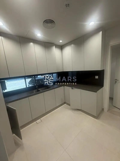 Spacious, Luxury 3 Bedroom Townhouse with Close Kitchen Available For Rent in Masaar, Sharjah.-5
