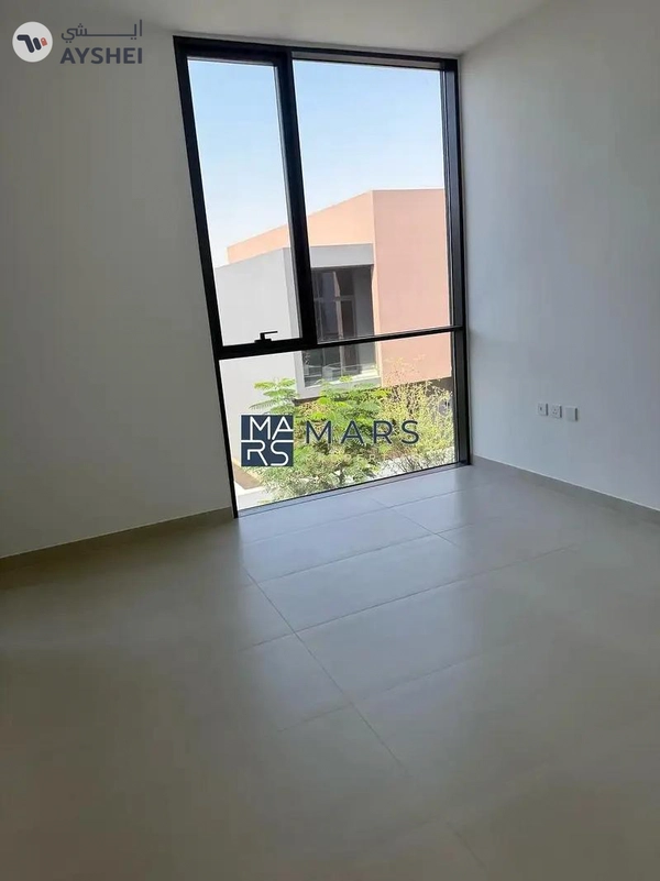 Spacious, Luxury 3 Bedroom Townhouse with Close Kitchen Available For Rent in Masaar, Sharjah.