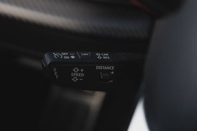 Audi RS Q8 2022-3