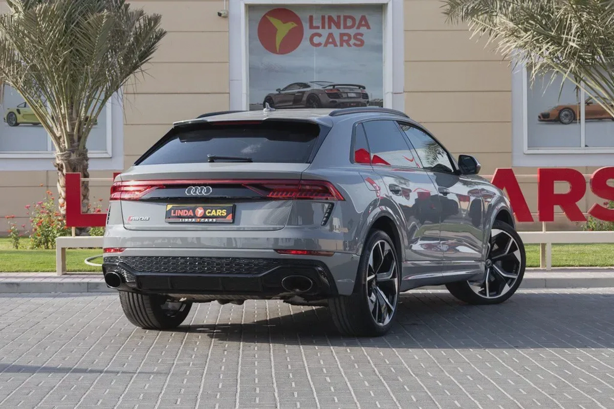 Audi RS Q8 2022-8-8
