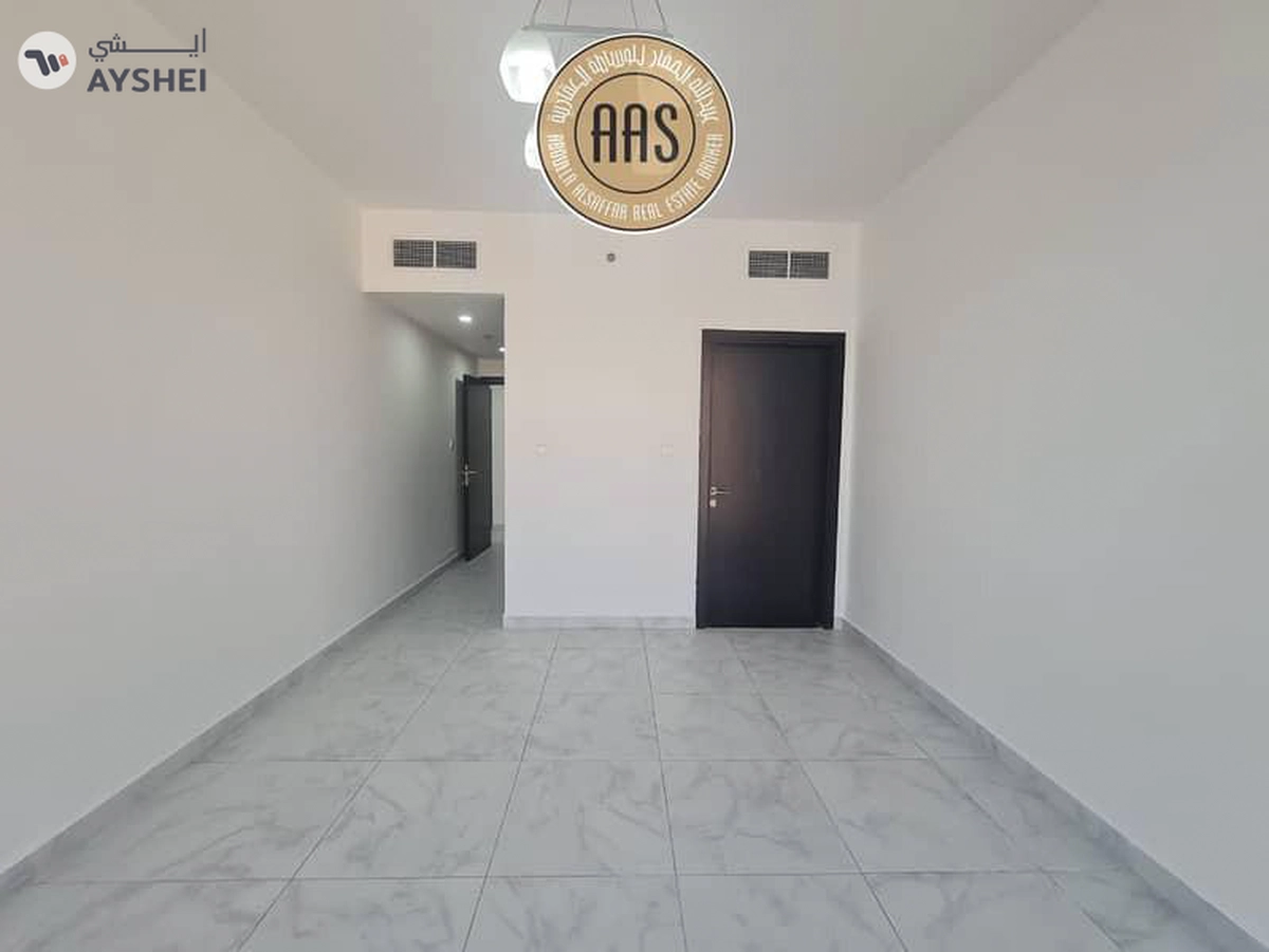 Like a new huge 2bhk with both master room all facilities-7-7