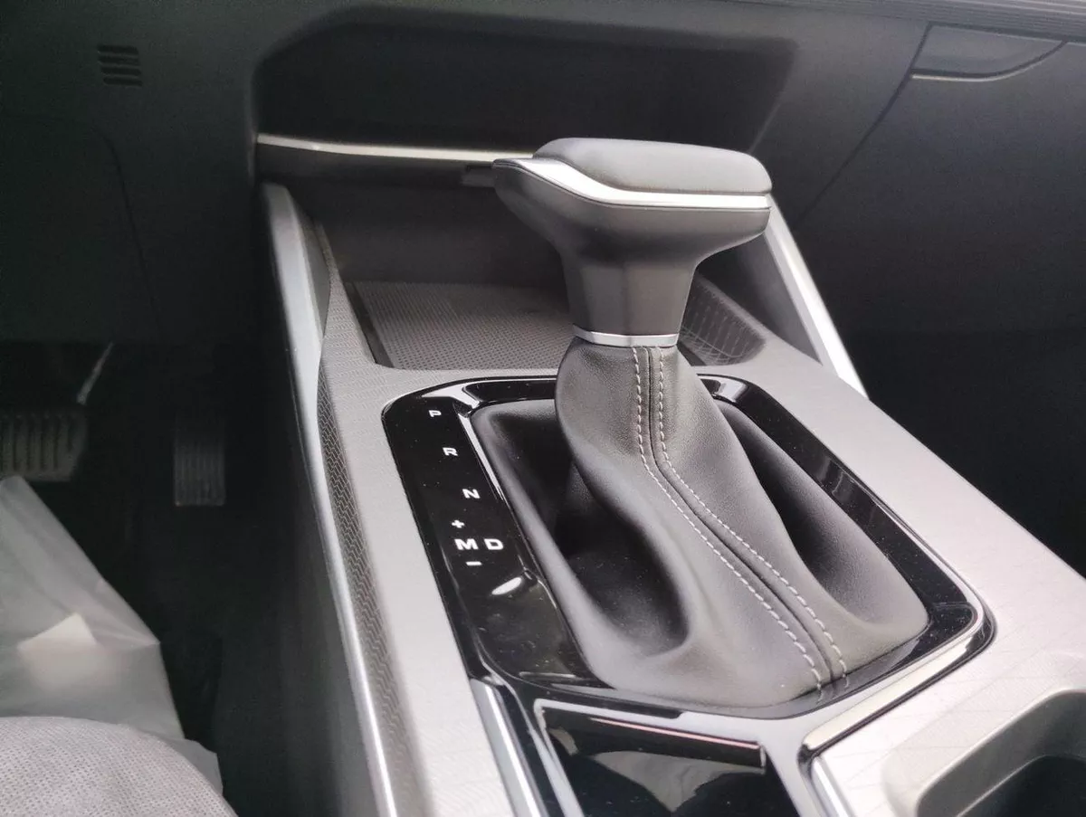 Geely Emgrand GS-9-0