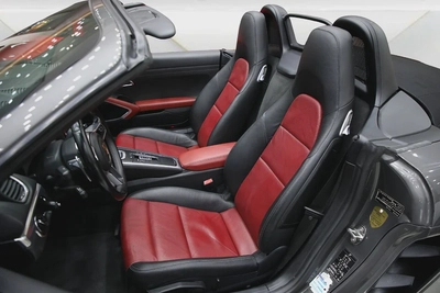 PORSCHE 718 SPYDER 2019 - GCC - FULLY LOADED AMAZING CONDITION-10