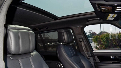 Land Rover Range Rover 5.0 L V8-8