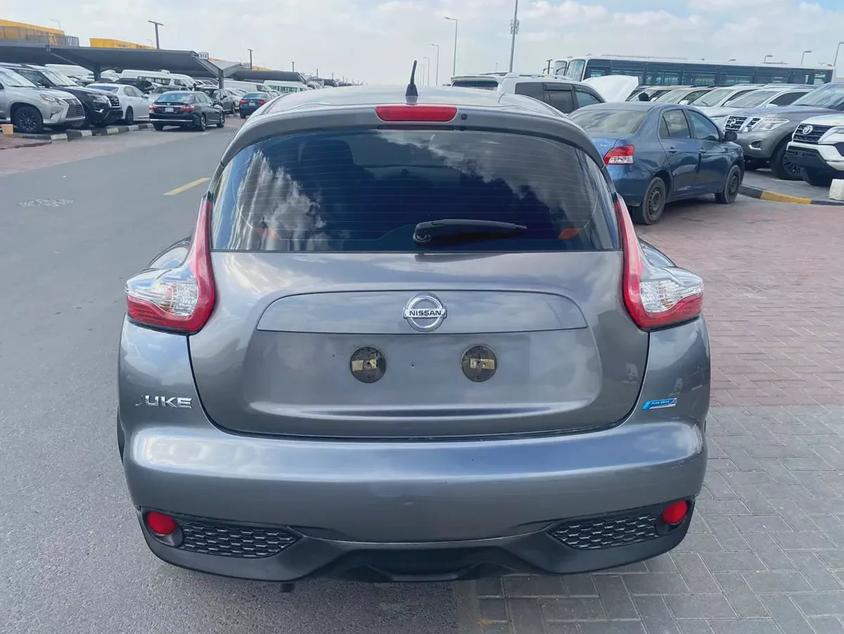 Nissan juke 2015 fullopshin gary color GCC calen car-3-3