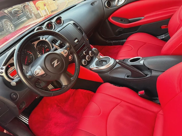 Nissan 370Z Sport 2013 - American Specs