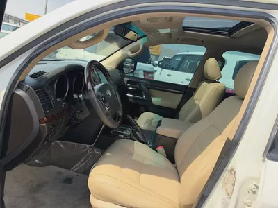 Toyota Land Cruiser 2010 GXR  fullopshinGCC Specs-4