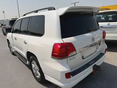 Toyota Land Cruiser 2010 GXR  fullopshinGCC Specs-5