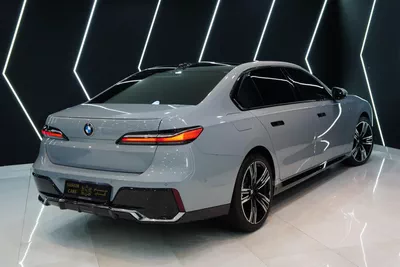 BMW 740i M Sport-1