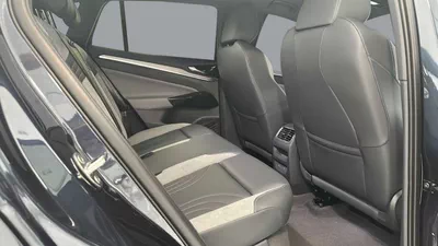 Volkswagen ID.4 2022 Volkswagen ID.4 Lite Pro - Electrifying the Future, Fully Loaded!-9