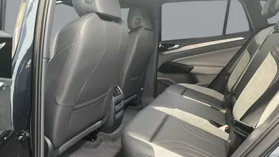 Volkswagen ID.4 2022 Volkswagen ID.4 Lite Pro - Electrifying the Future, Fully Loaded!-11