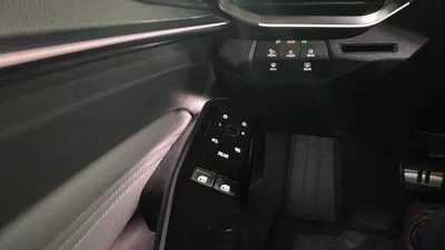 Volkswagen ID.4 2022 Volkswagen ID.4 Lite Pro - Electrifying the Future, Fully Loaded!-17