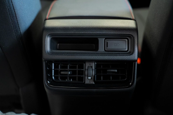 ISUZU D-MAX GT 3.0L A/T 4X4 FULL OPTION MODEL 2026 GCC SPECS