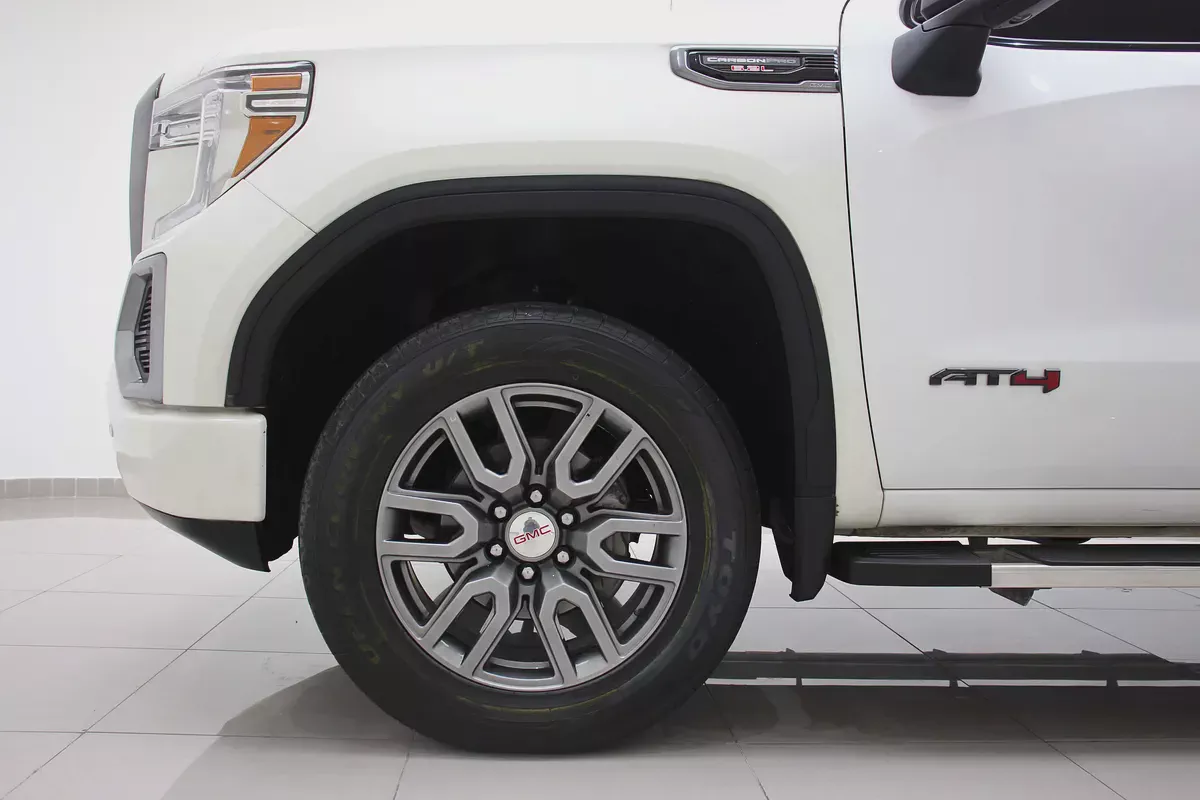 GMC Sierra 1500 AT4 6.2 GCC Specs-5-5