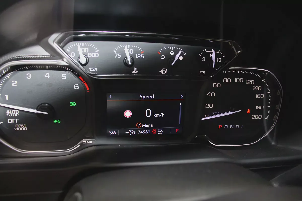 GMC Sierra 1500 AT4 6.2 GCC Specs-6-6
