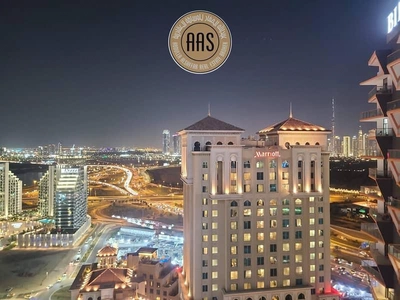 Elegant furnished 1bhk 2bathrooms in 100k balcony wardrobes 1parking-0