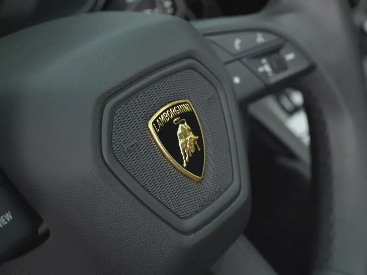 WARRANTY 2 years | Light Blue exterior | 2024 Lamborghini Urus S-19-19