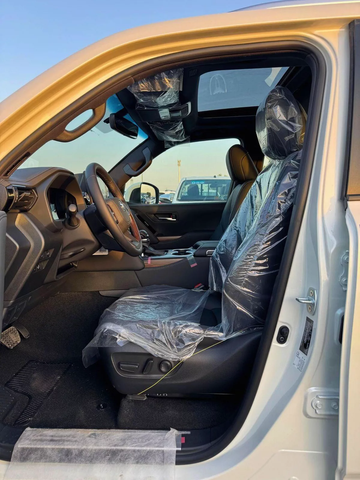 Toyota Land Cruiser GXR | 4.0L Full Option | Digital Meter | SUNROOF | CODE# GXR42H-4-0