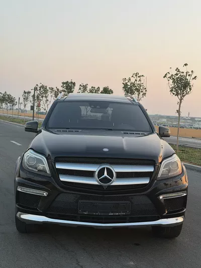 Mercedes-Benz GL 500 4matic 2015 | GCC Specs | V8 Luxury 7-Seater-0
