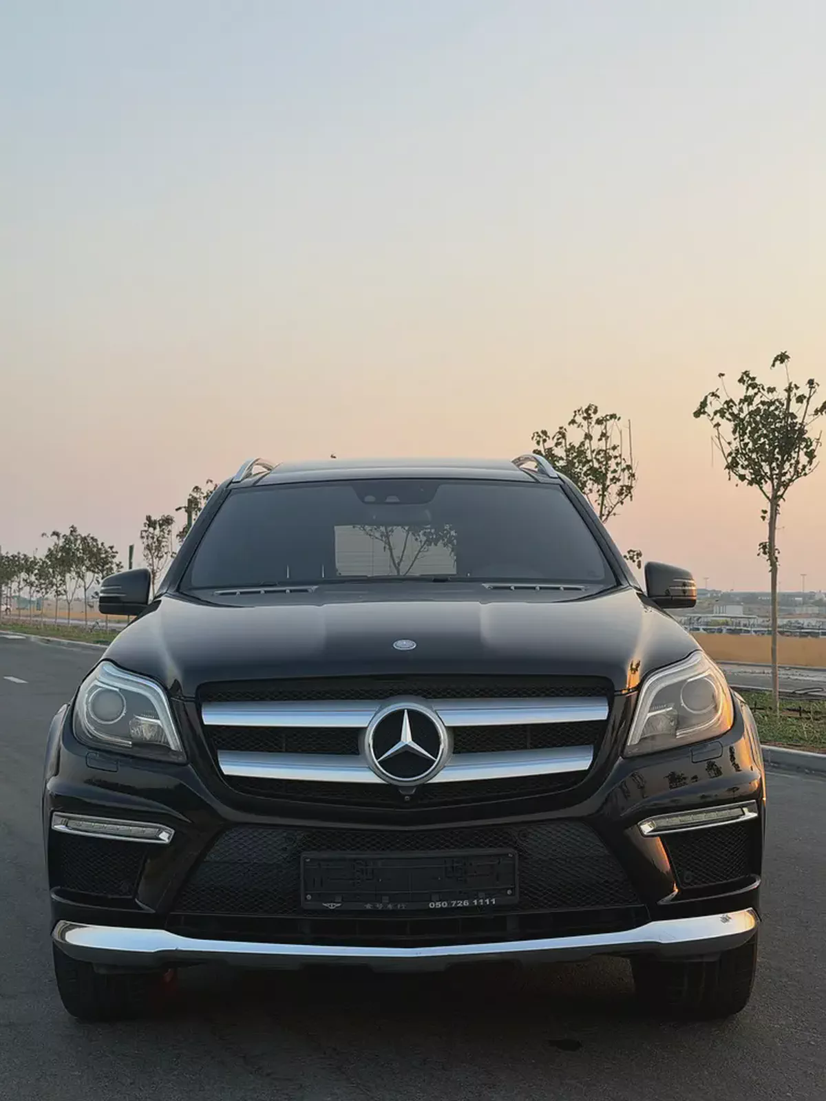 Mercedes-Benz GL 500 4matic 2015 | GCC Specs | V8 Luxury 7-Seater-12-12