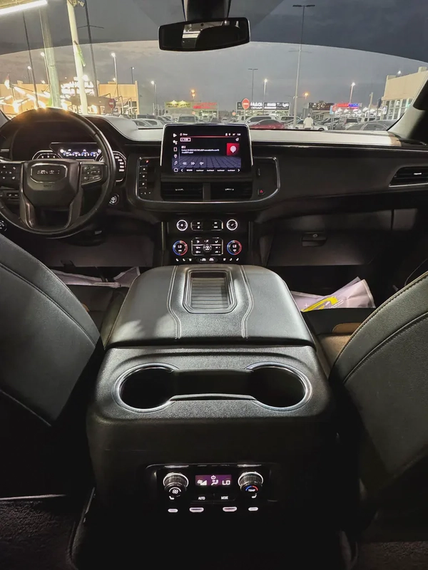 GMC Yukon AT4 2021 GCC