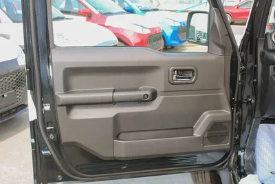 2026 Suzuki Jimny GLX AT 5-Door - European Specs - Brand New!-10