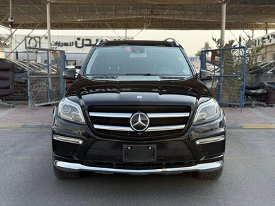 Mercedes Benz GL550 -1