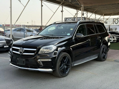 Mercedes Benz GL550 -2