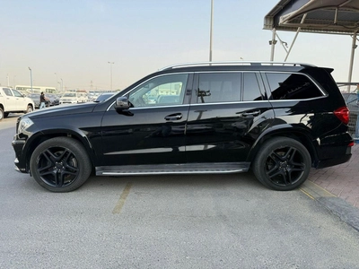 Mercedes Benz GL550 -4