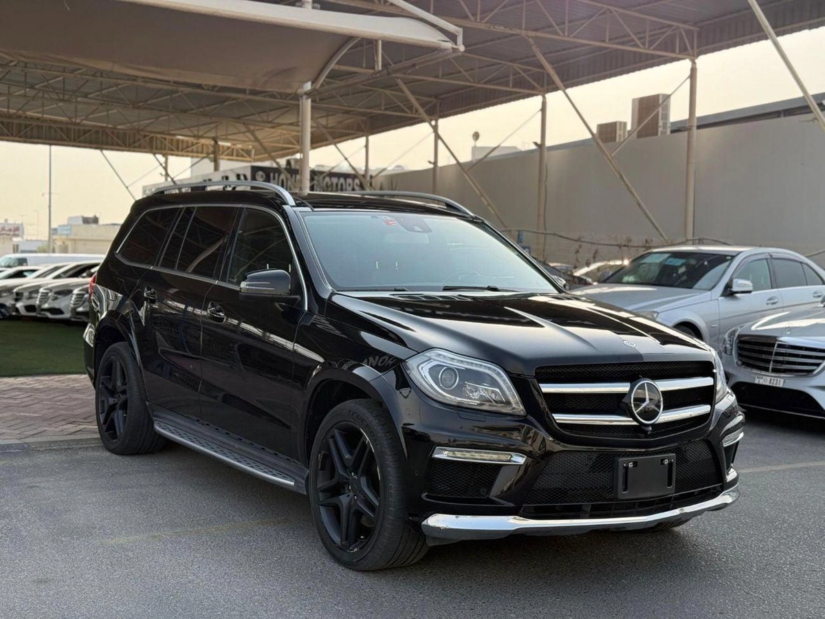 Mercedes Benz GL550 