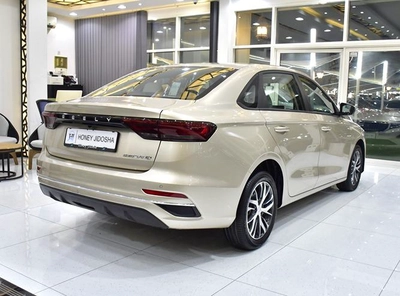 Geely Emgrand 1.5L ( 2024 Model ) in Golden Color GCC Specs-11