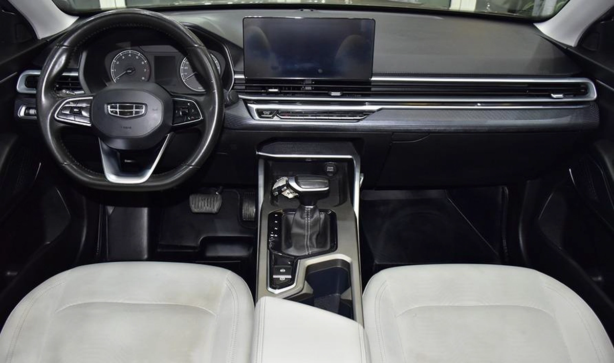 Geely Emgrand 1.5L ( 2024 Model ) in Golden Color GCC Specs-2-2