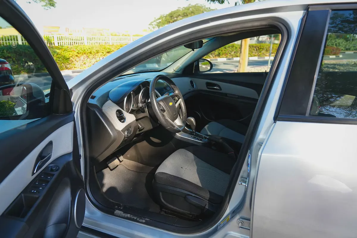 CHEVROLET CRUZE LS 2016!! GCC SPECS-3-3