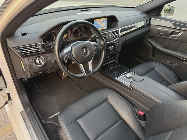 Mercedes Benz E 550