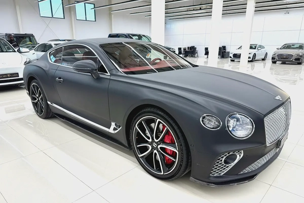 Bentley Continental GT W12 2020 GCC Specs - Pristine Condition
