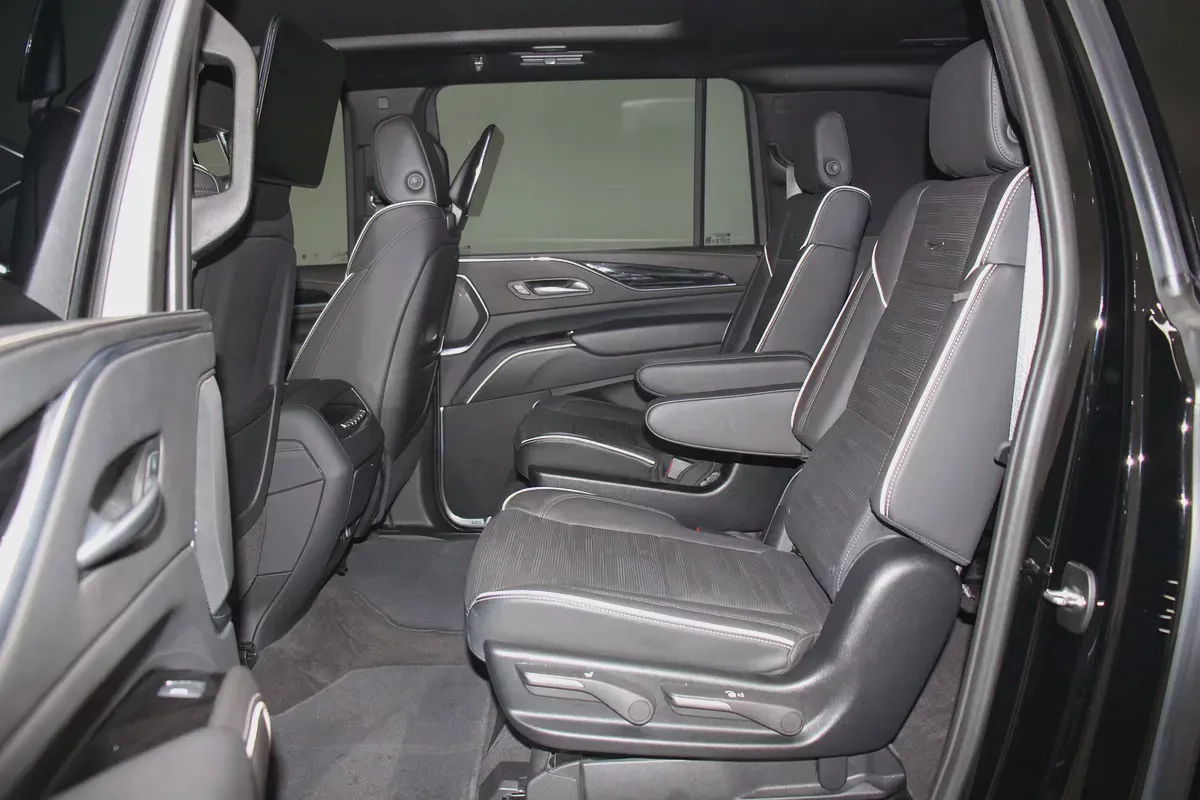 Brand New 2024 Cadillac Escalade ESV | GCC Specs | Full Option-9-9