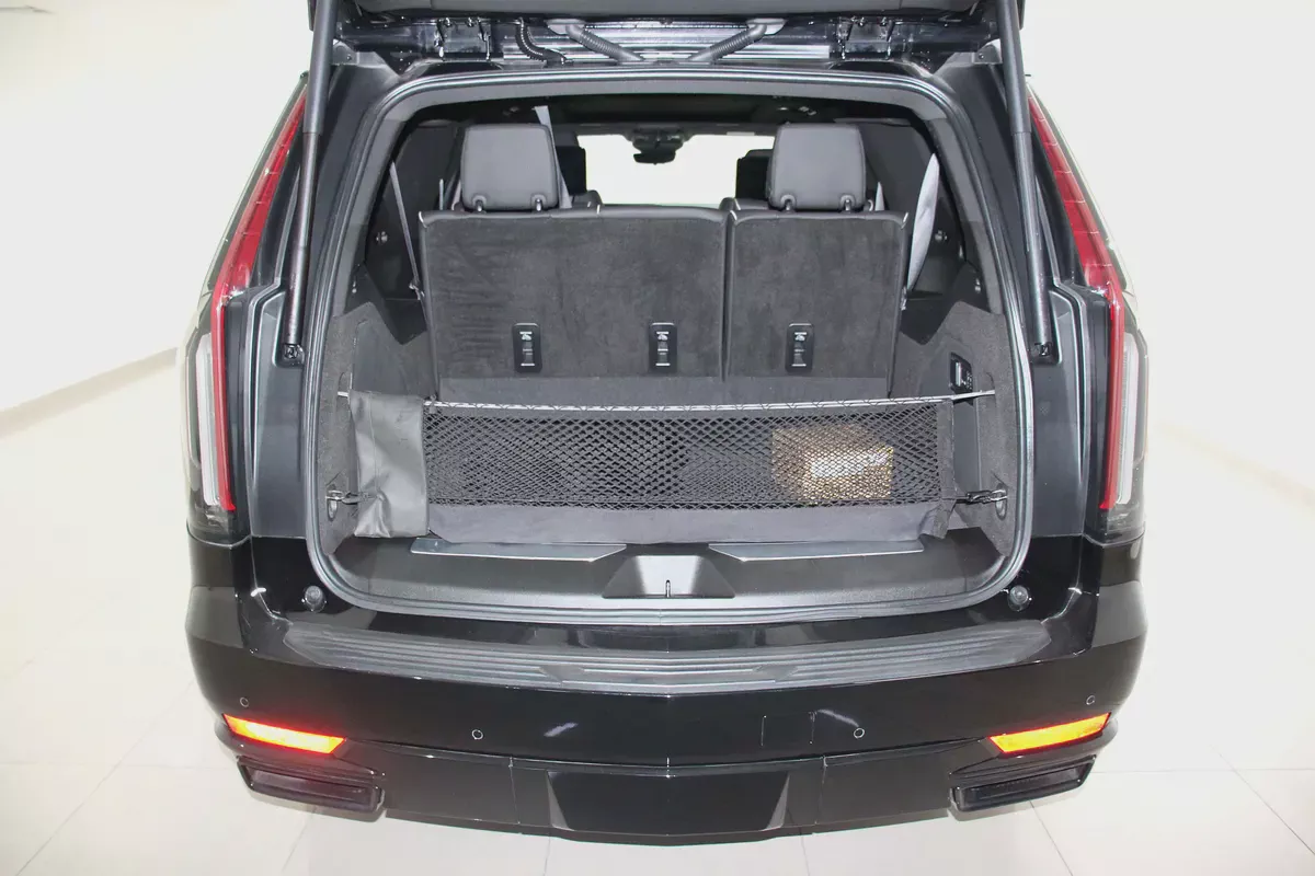 Brand New 2024 Cadillac Escalade ESV | GCC Specs | Full Option-5-5