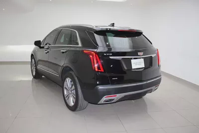 XT5 Premium Lux. AWD 3.6L Platinum Package-2
