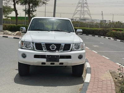 Nissan Safari الأسطورة  GCC 2024 5 years warranty( Manual Transmission)-1