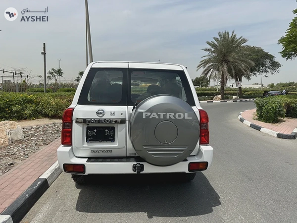 Nissan Safari الأسطورة GCC 2024 5 years warranty( Manual Transmission)