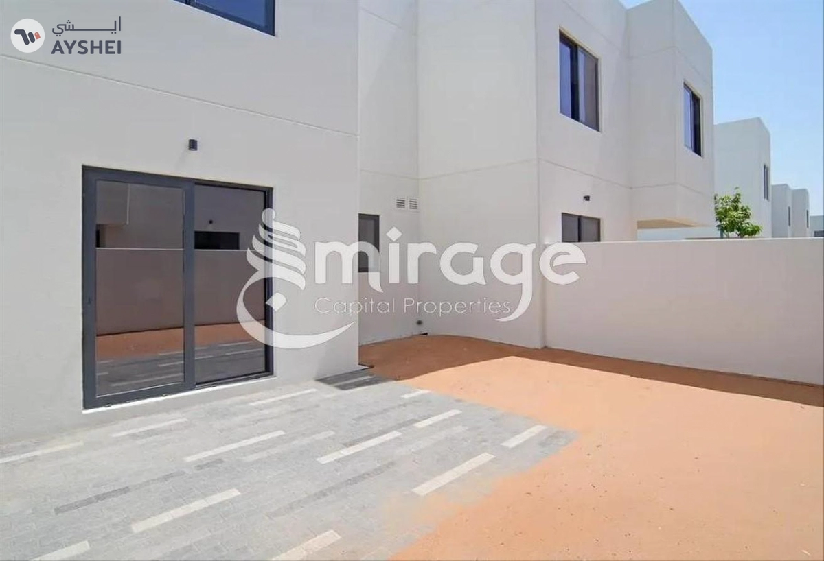 TOWNHOUSE FOR SALE IN NOYA 1, NOYA