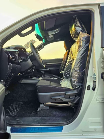 Toyota Hilux ADVENTURE WIDE BODY | 4.0L V6 PETROL | 360 CAMERA | BLIND SPOT | BULLBAR | OVER FENDER | CODE # HPV6-6