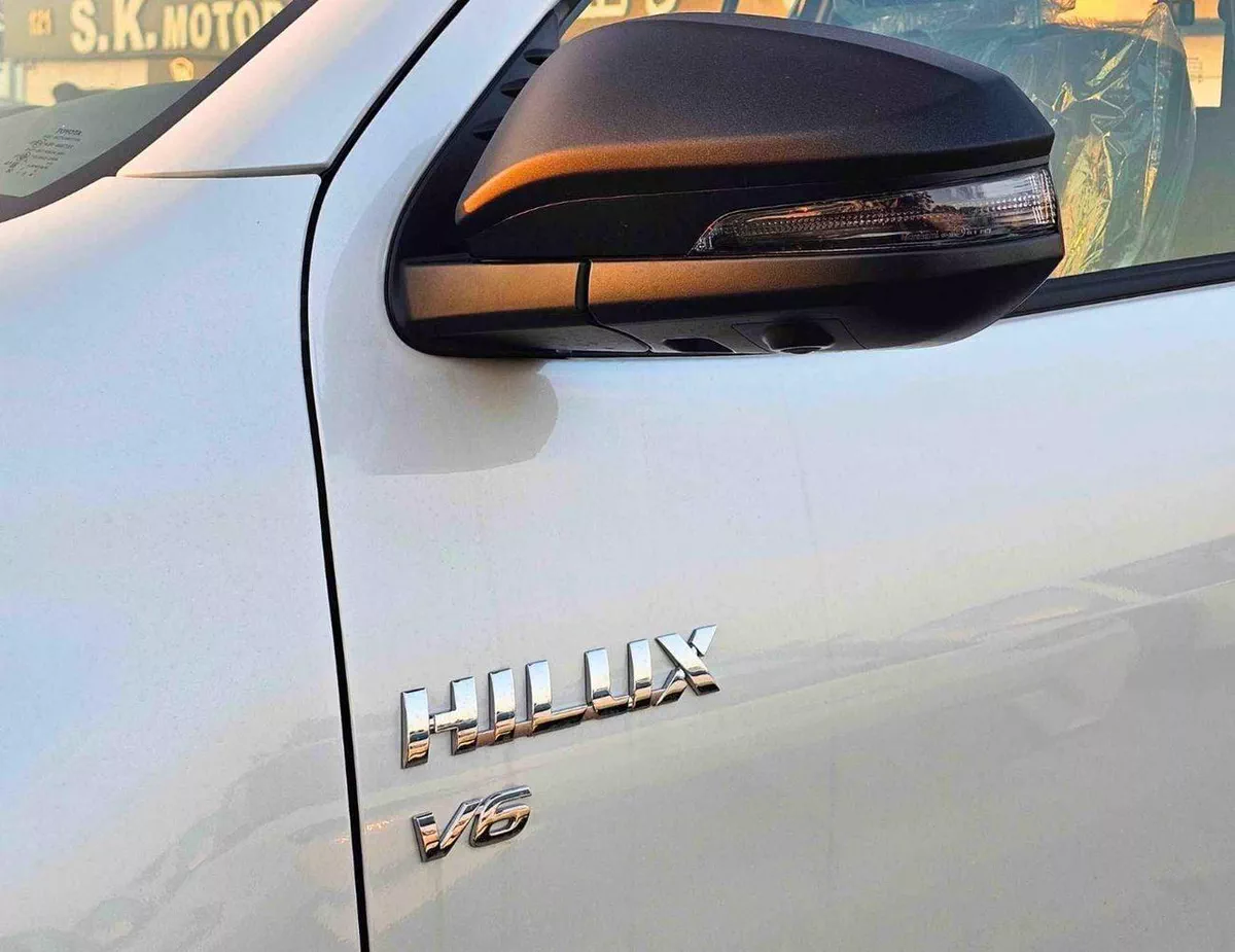 Toyota Hilux ADVENTURE WIDE BODY | 4.0L V6 PETROL | 360 CAMERA | BLIND SPOT | BULLBAR | OVER FENDER | CODE # HPV6-5-0