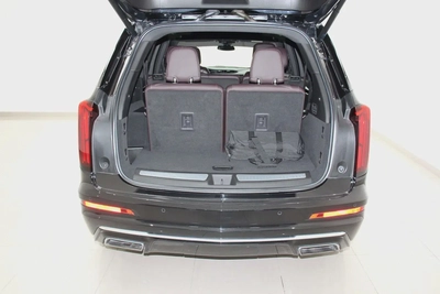 2022 Cadillac XT6 Premium Luxury - GCC Specs - Excellent Condition-4