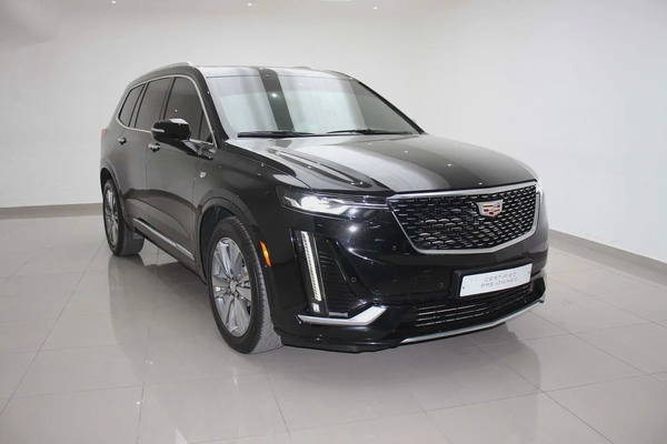 2022 Cadillac XT6 Premium Luxury - GCC Specs - Excellent Condition