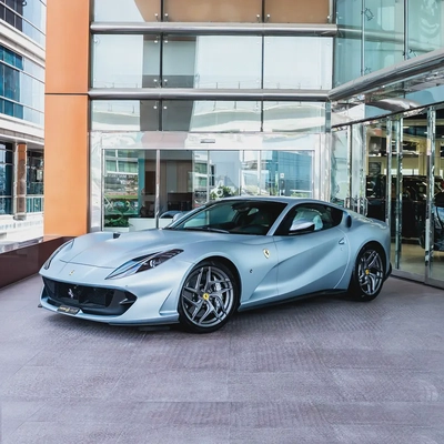2018  FERRARI  812  SUPERFAST  DONE 5000KM-0